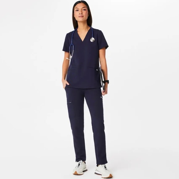 Figs Casma Scrub Top and Yola Scrub Pants Set in Navy Blue Size XS - Picture 1 of 10